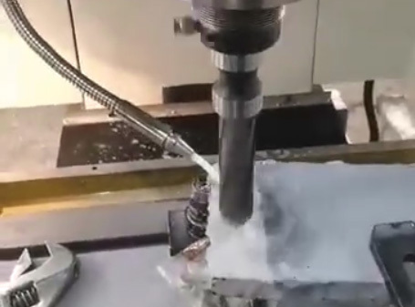 ZK5140-1的(de)數控(kong)鑽床(chuang)視頻(pin)