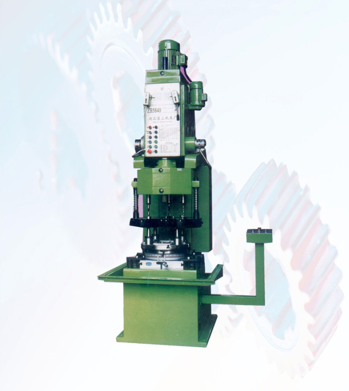半自(zi)動多軸(zhou)立式鑽(zuan)床